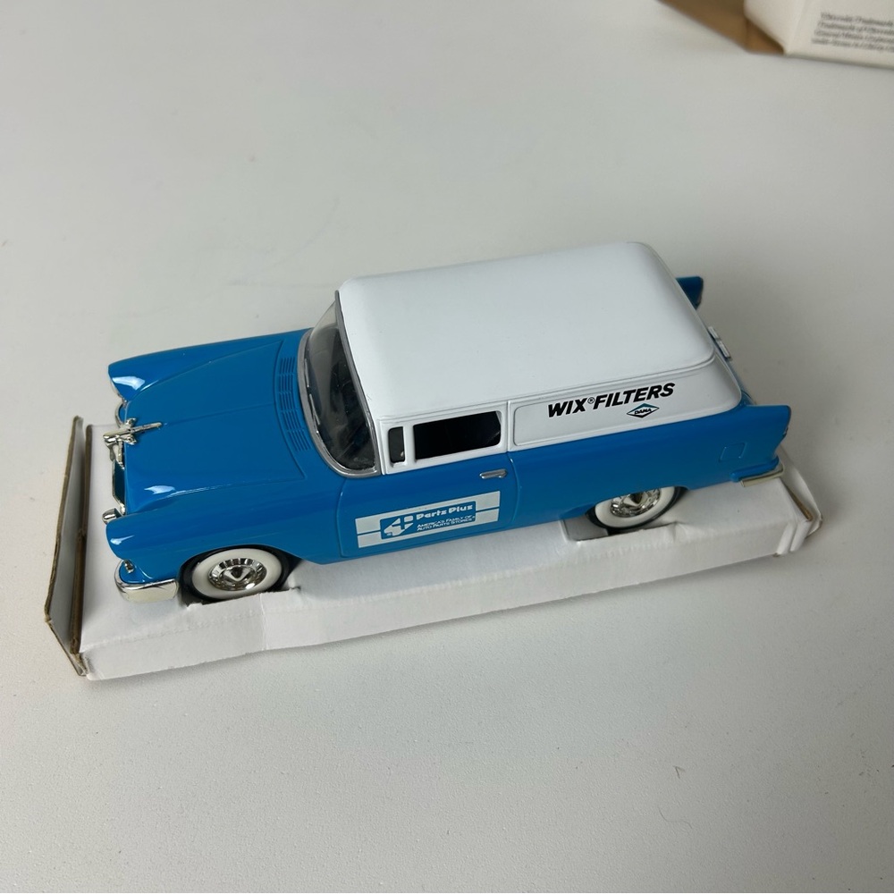 VTG 90’s, NIB, "WIX FILTERS" 1955 CHEVROLET SEDAN DELIVERY Coin Bank